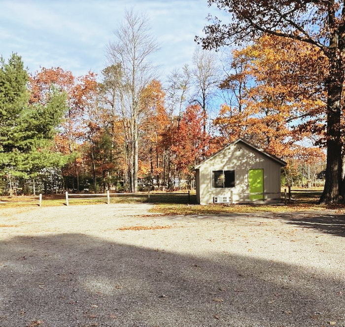 Brentwood Lodging (Ternes Motel) - Web Listing (newer photo)